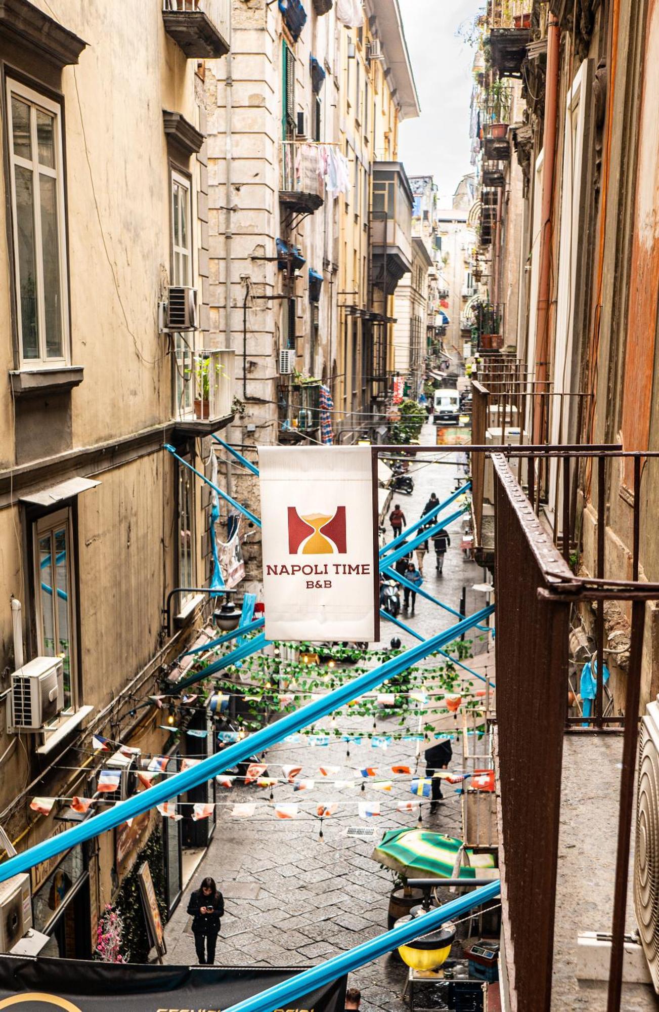B&B Napoli Time Bagian luar foto