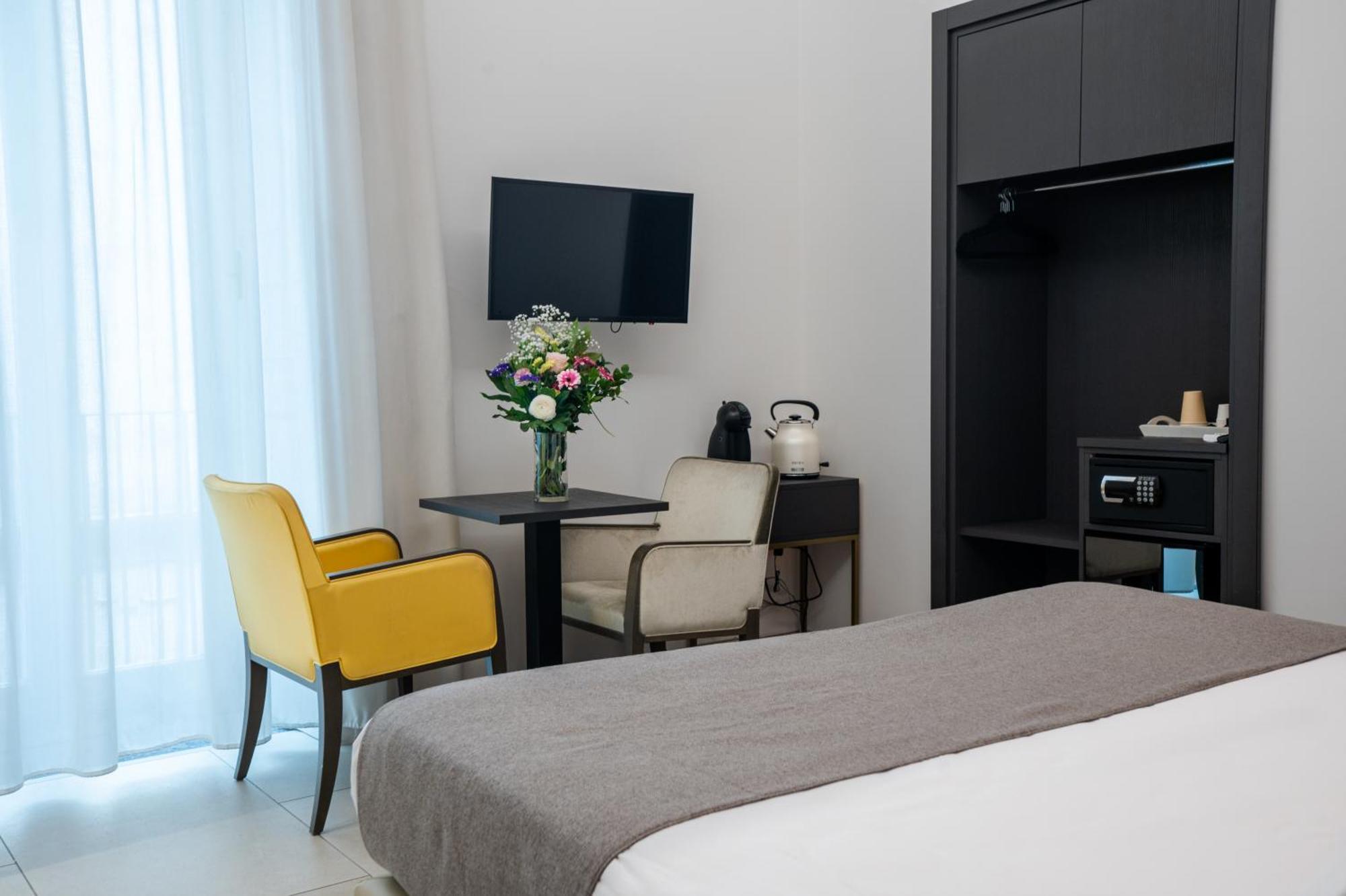 B&B Napoli Time Bagian luar foto