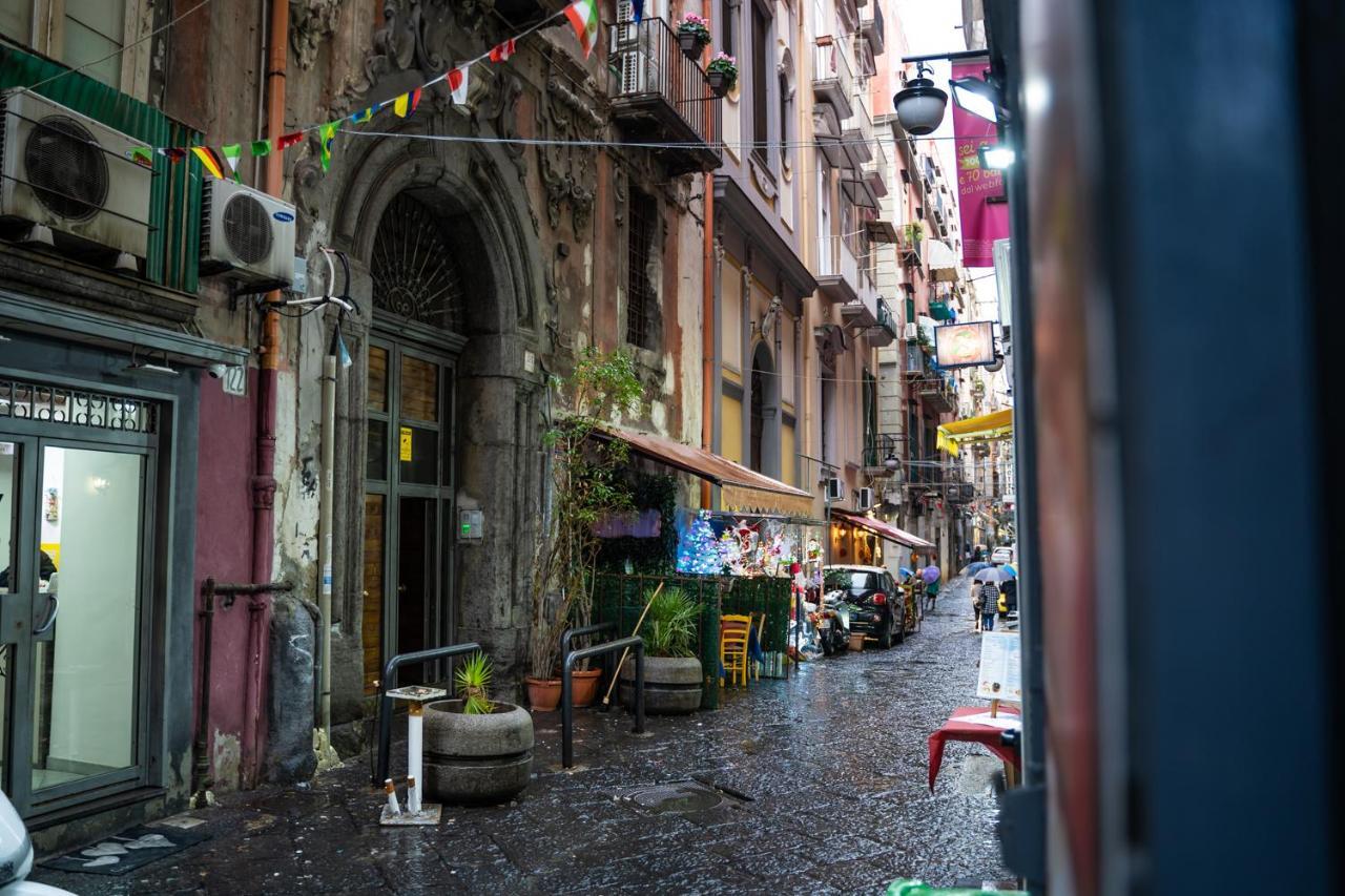 B&B Napoli Time Bagian luar foto