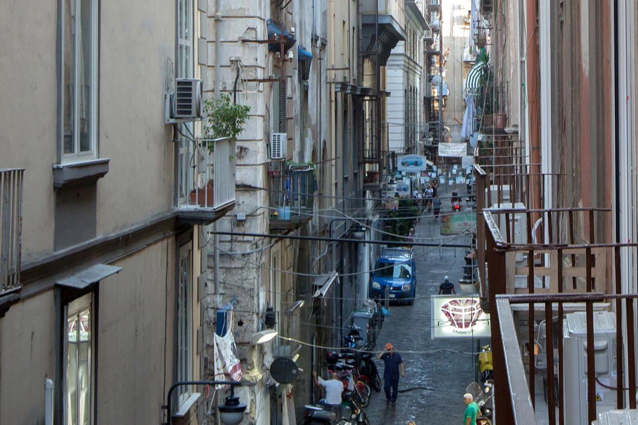 B&B Napoli Time Bagian luar foto